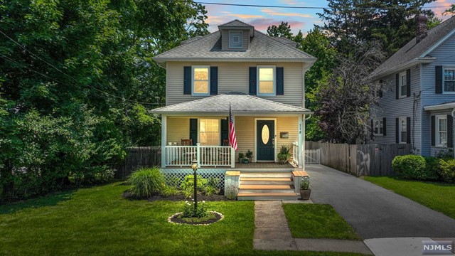 118 Central Avenue