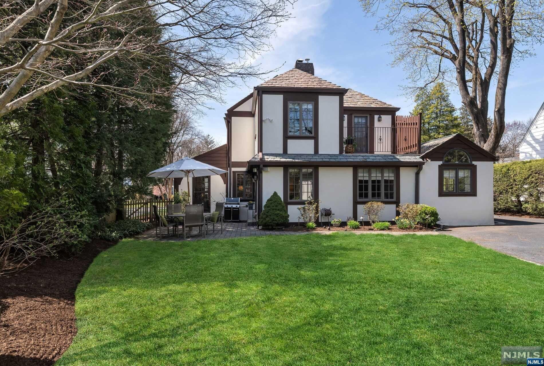 40 Sutton Drive