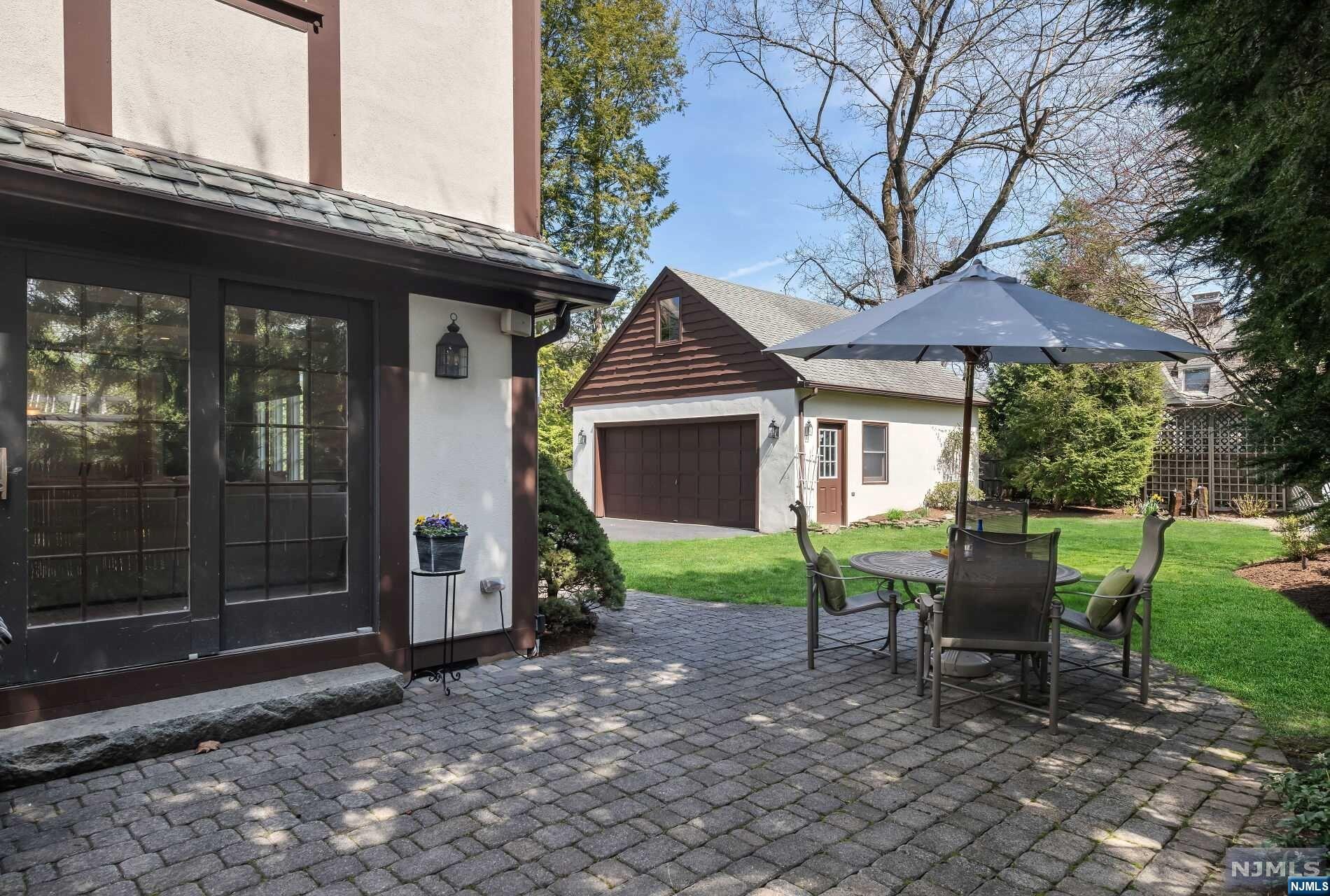 40 Sutton Drive