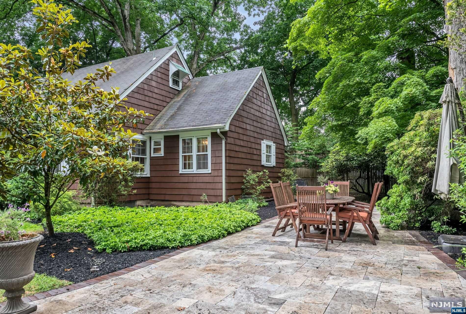 96 Washington Avenue