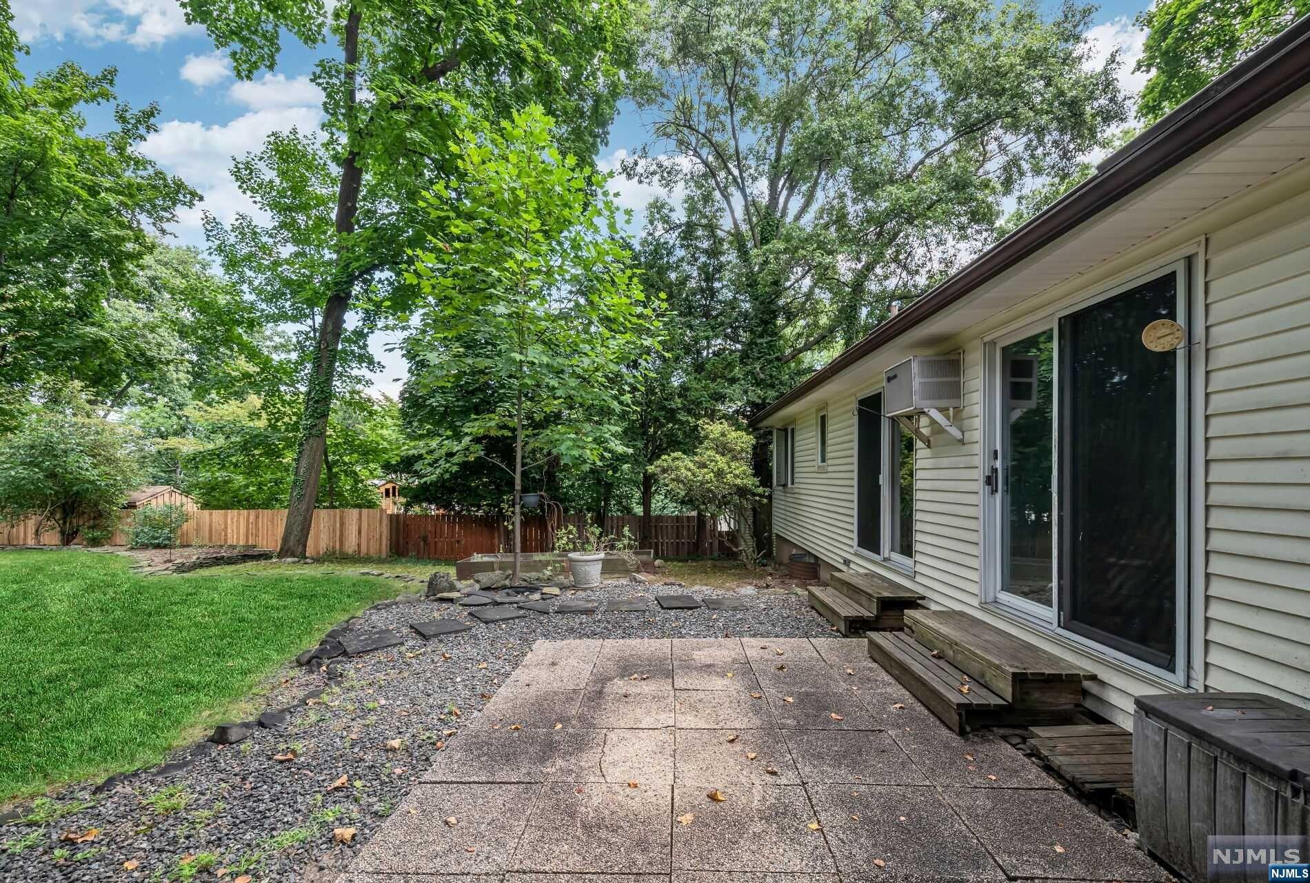 5 Blanchfield Court