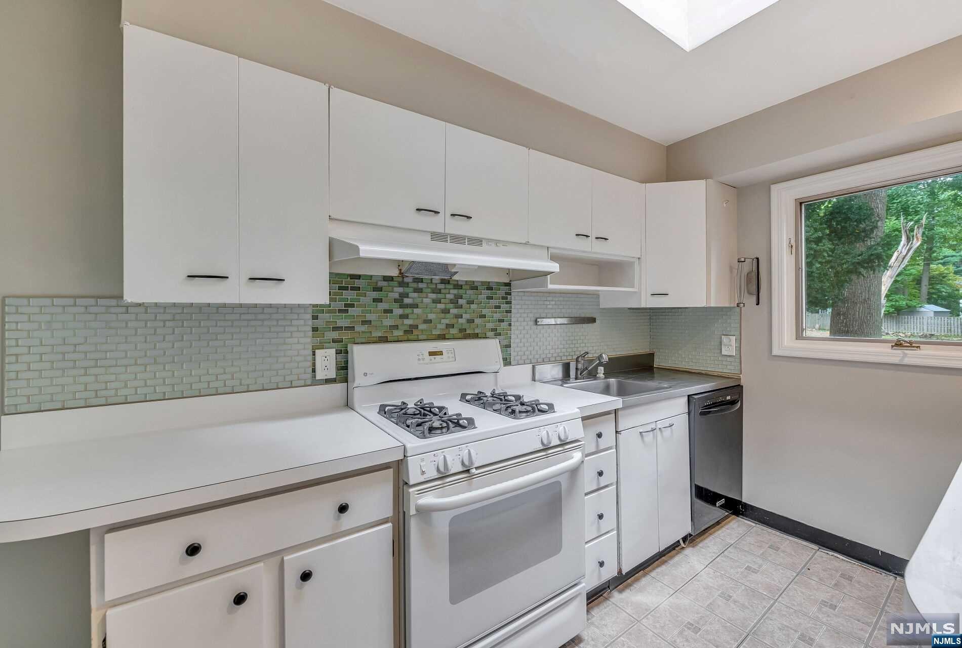 5 Blanchfield Court