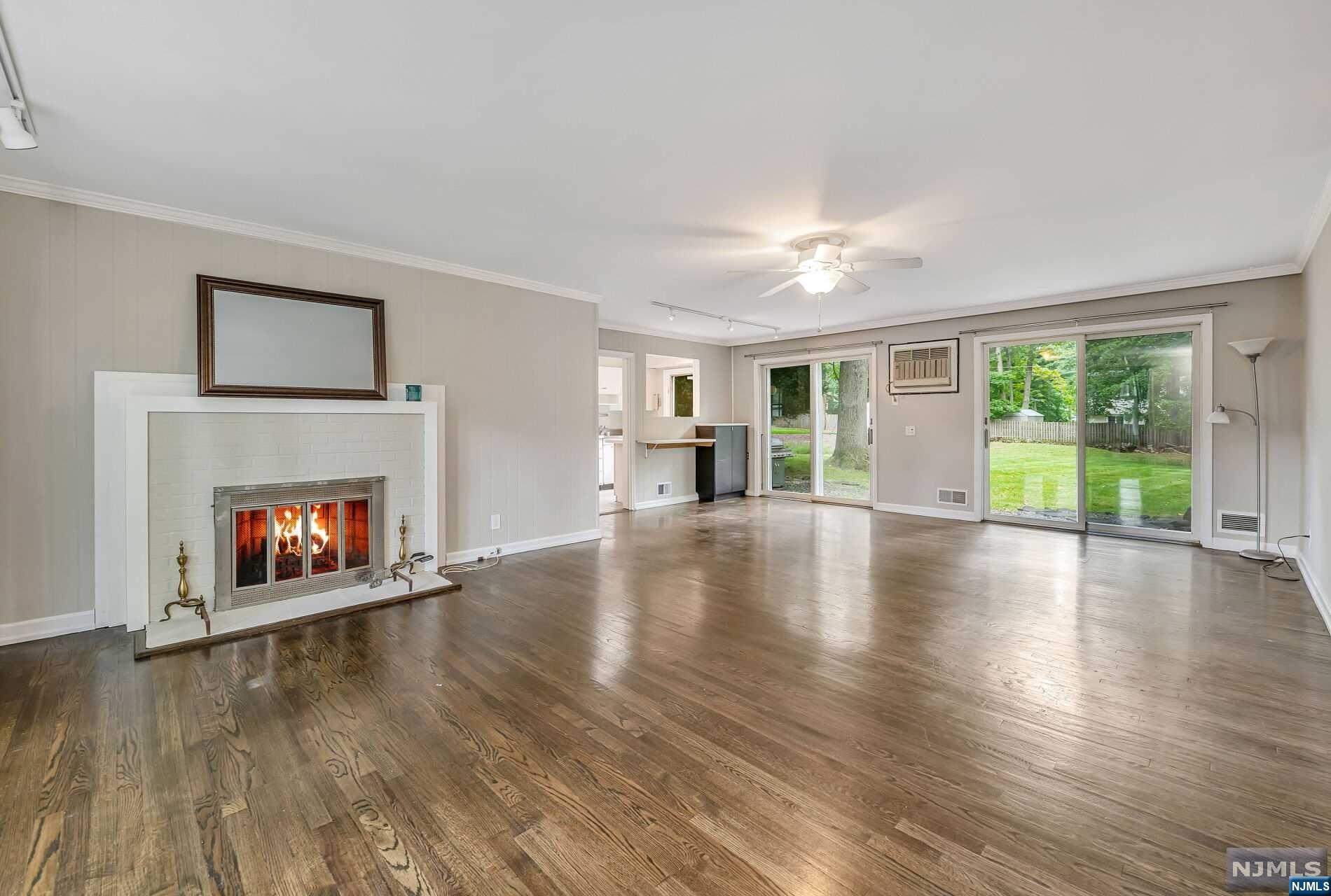 5 Blanchfield Court