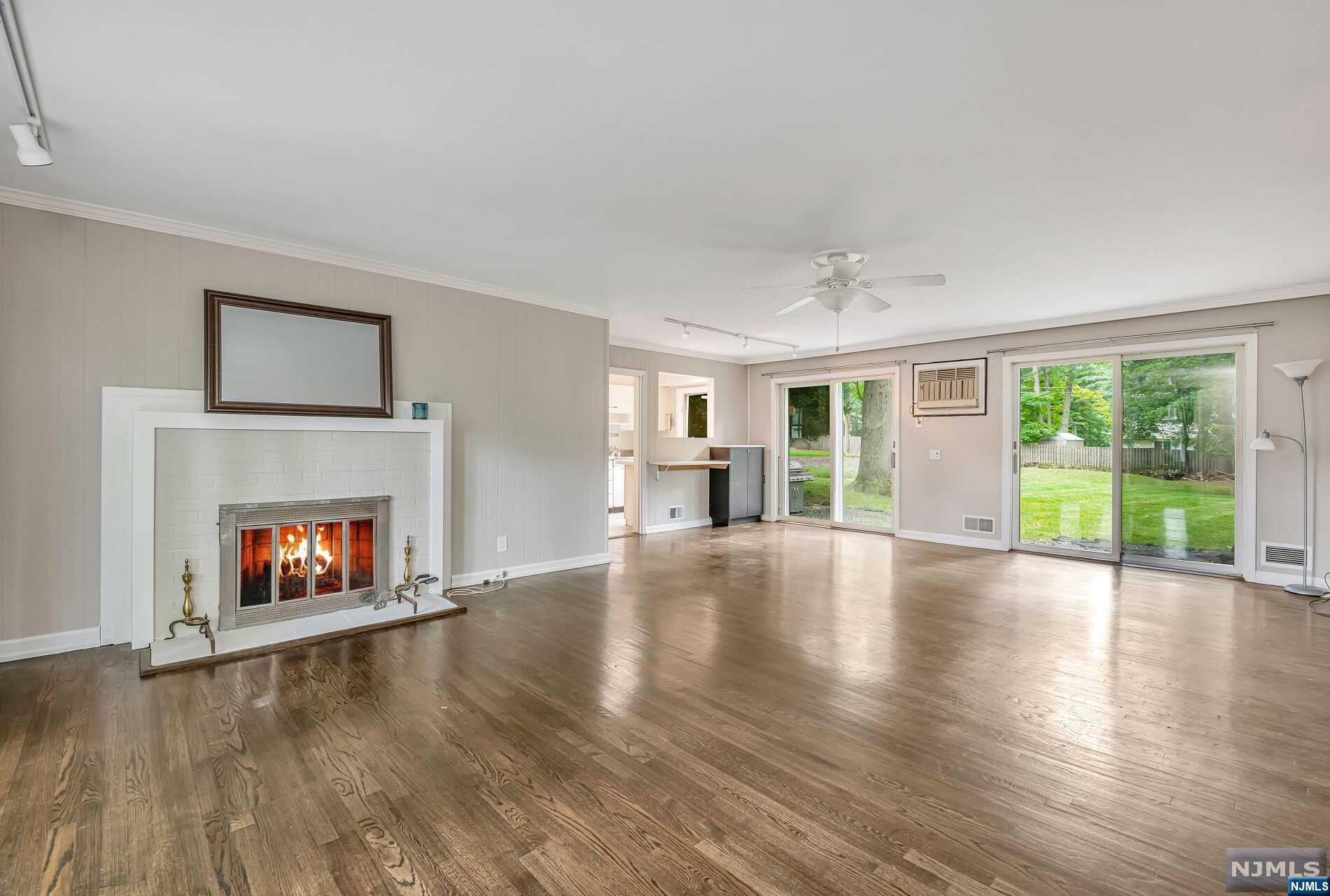 5 Blanchfield Court