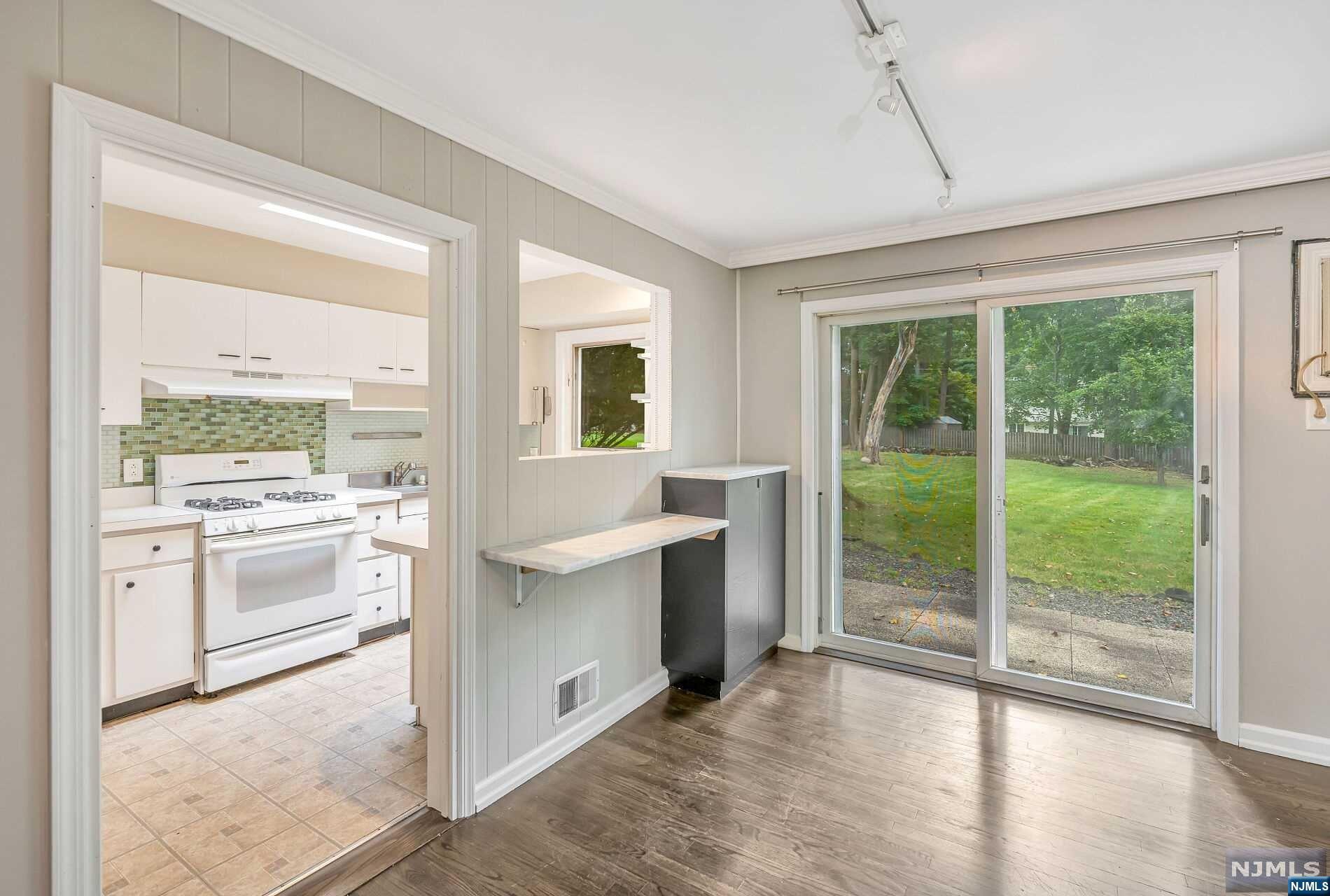 5 Blanchfield Court