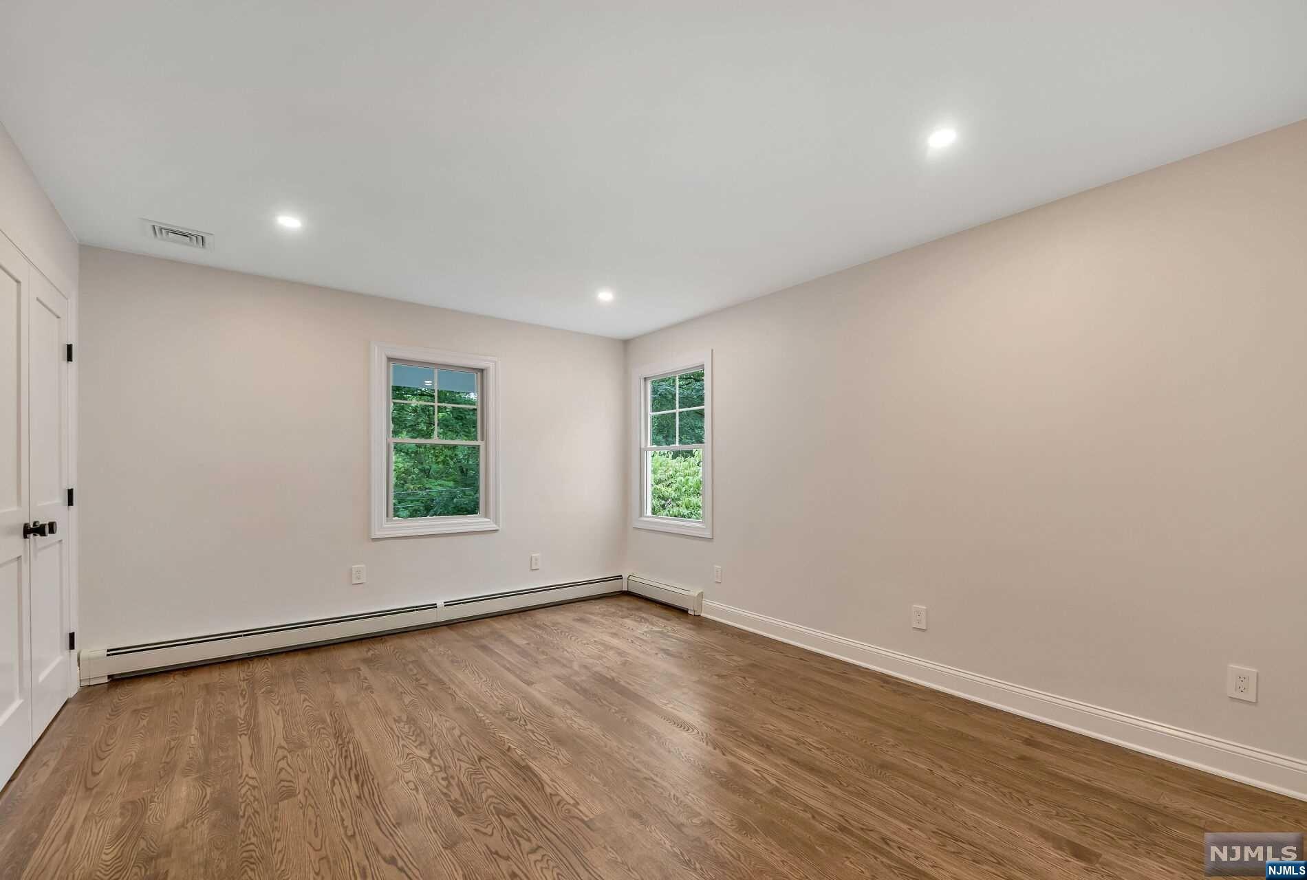 943 East Saddle River Road