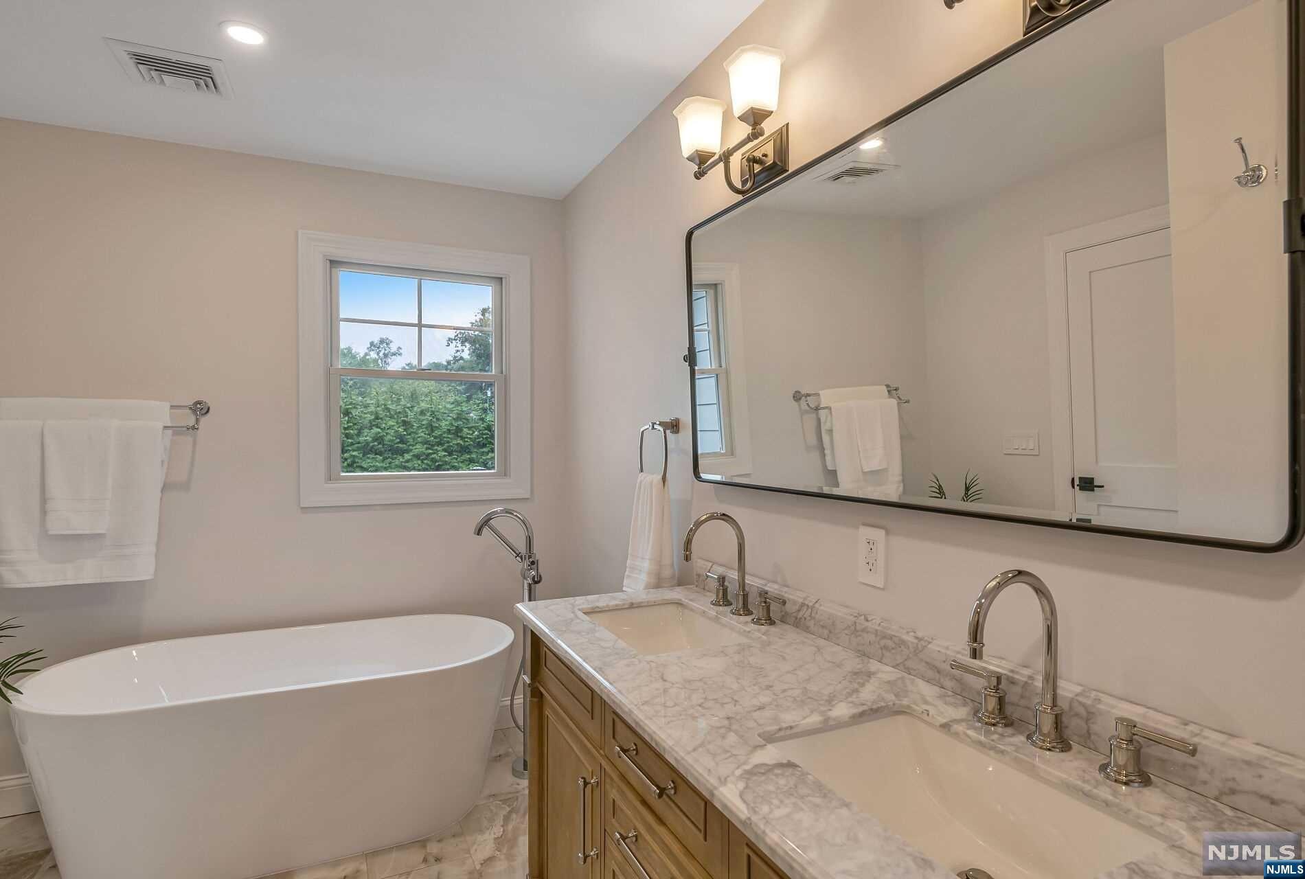 943 East Saddle River Road