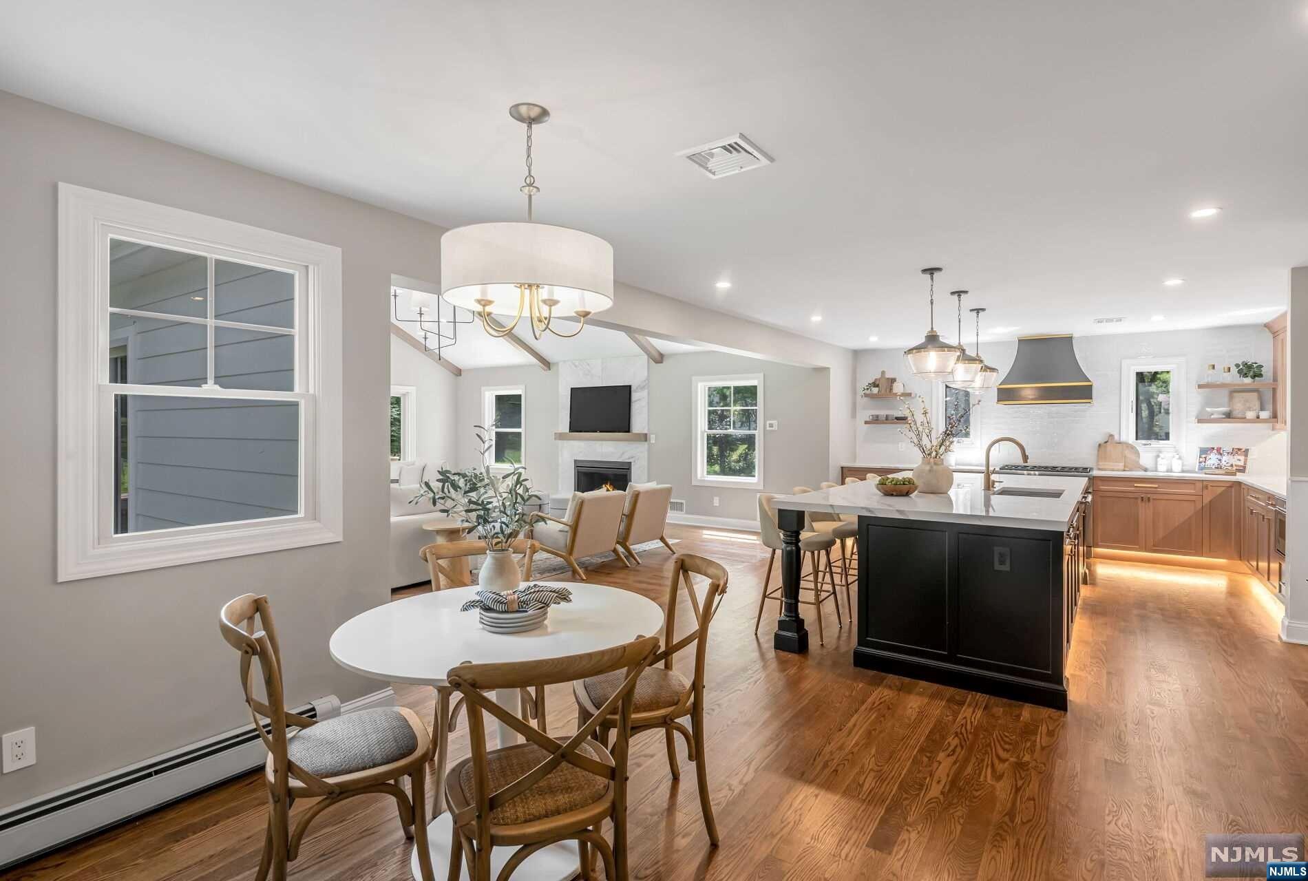 943 East Saddle River Road