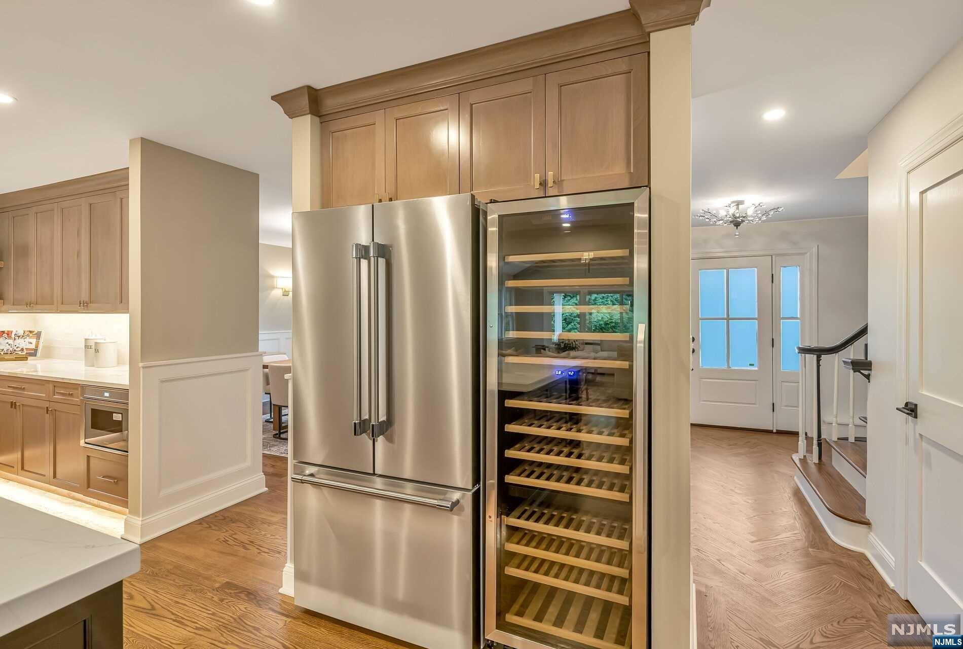 943 East Saddle River Road