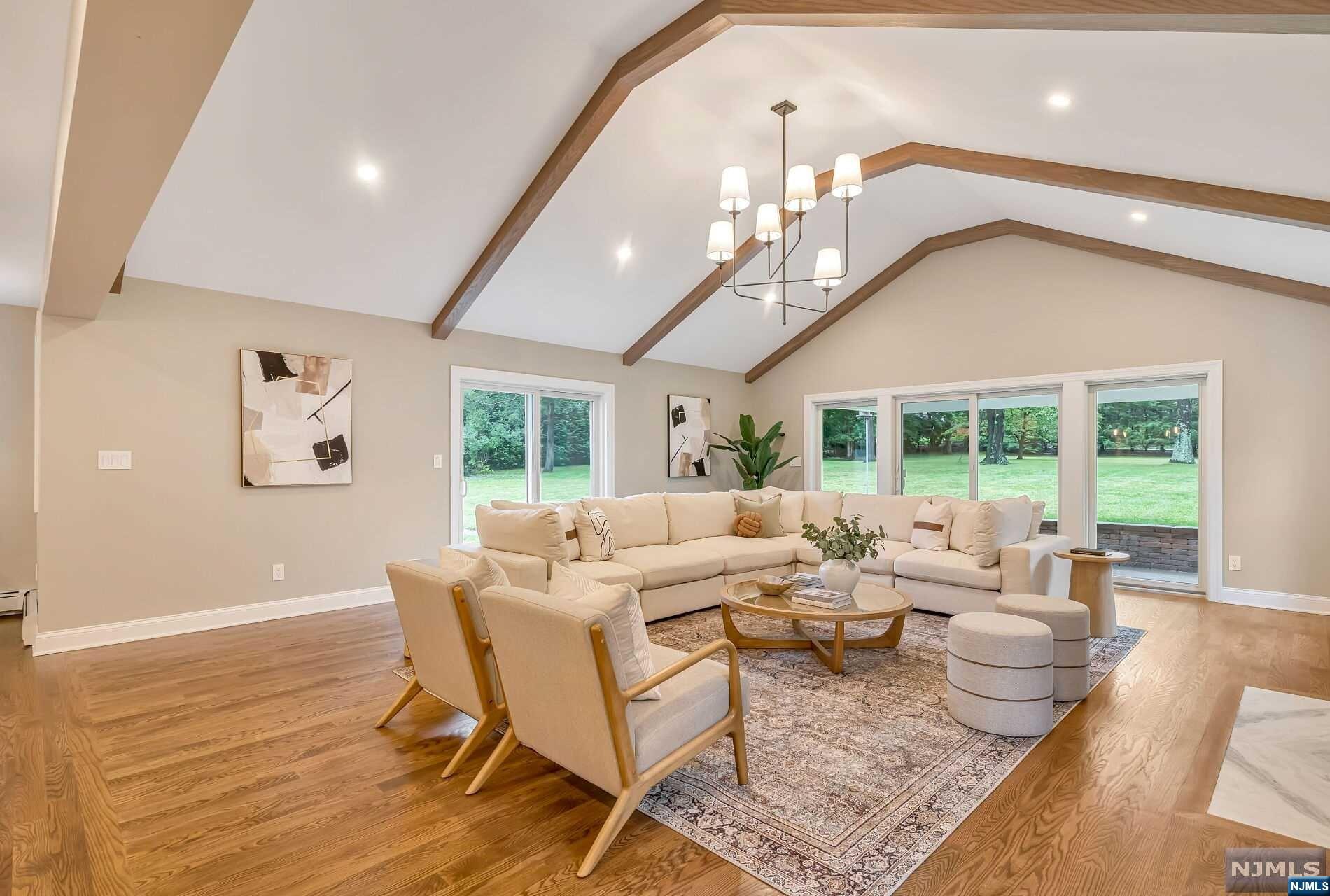 943 East Saddle River Road