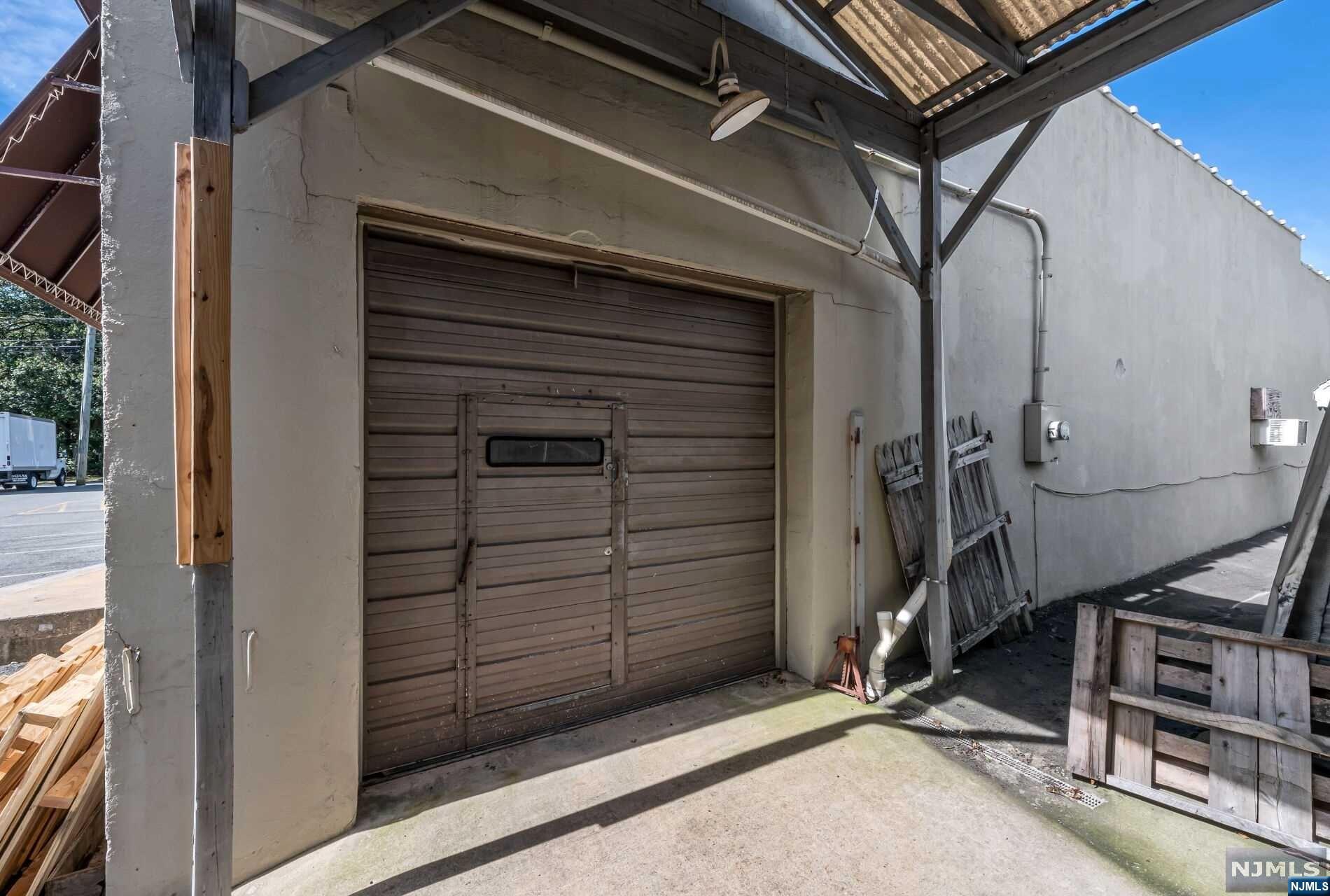 632 Swan Street