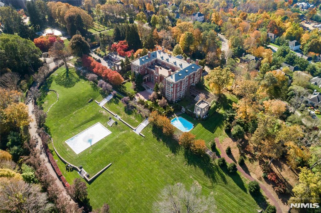 675 Ramapo Valley Road