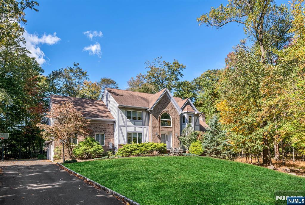 18 Babbit Bridge Road
