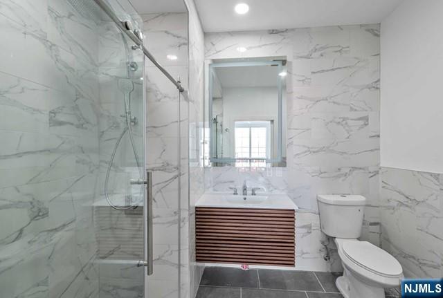 35 Jefferson Avenue 304