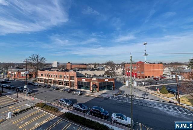 35 Jefferson Avenue 304