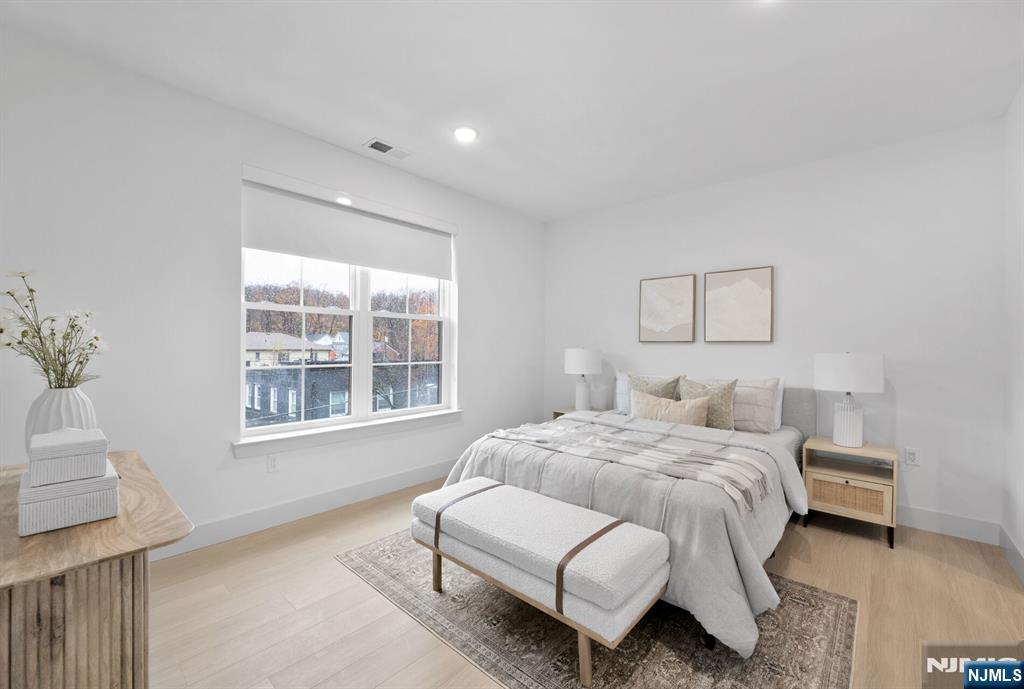 619 Maple Avenue 310