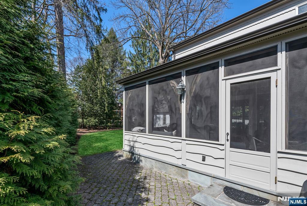 15 Glendon Road