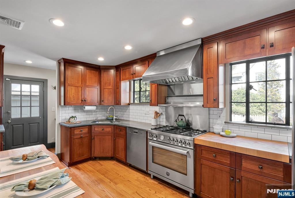 15 Glendon Road