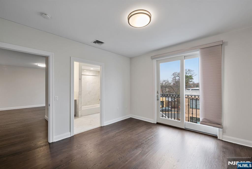 11 Madison Avenue 301