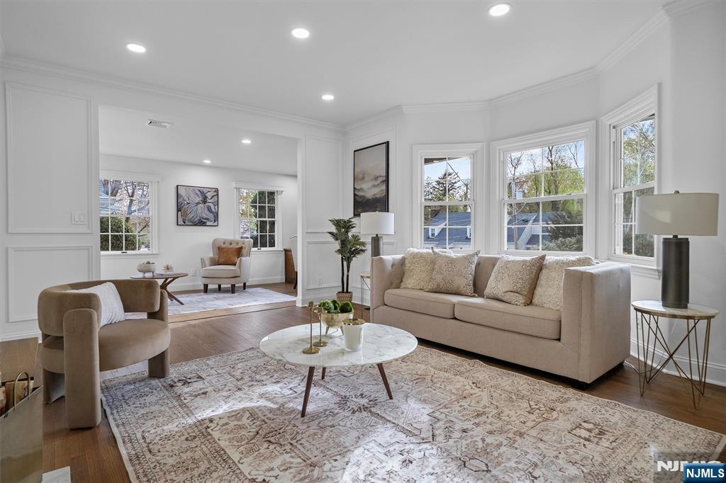44 Edgewood Drive