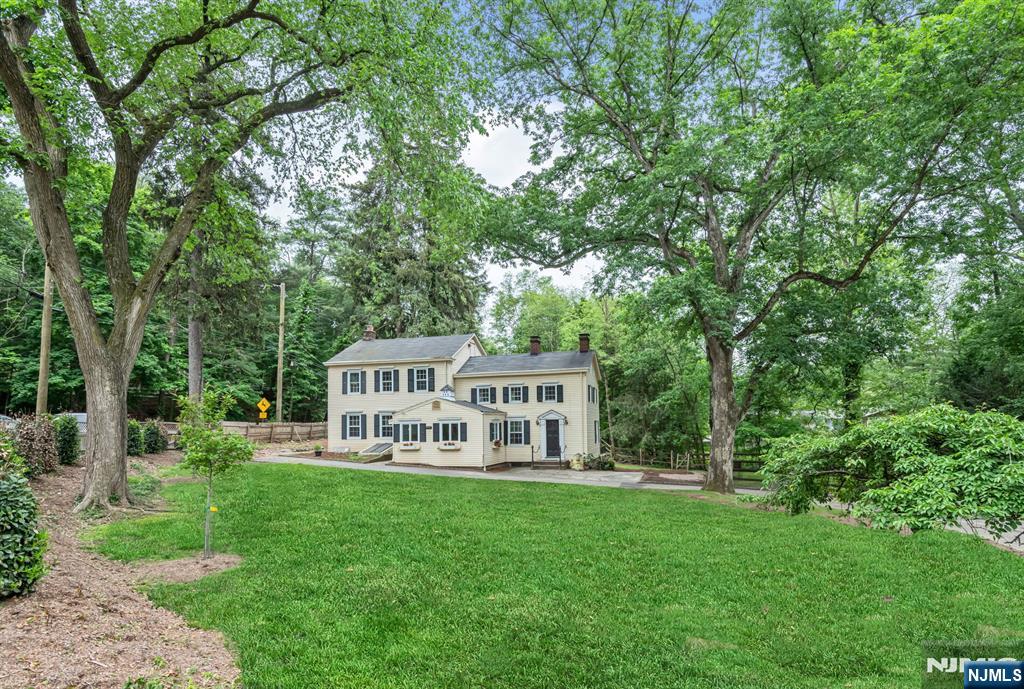 622 Saddle River Road