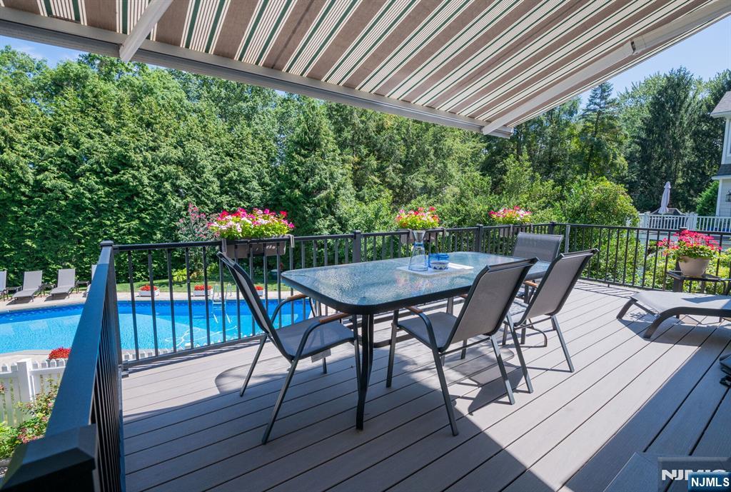 10 Beechwood Road