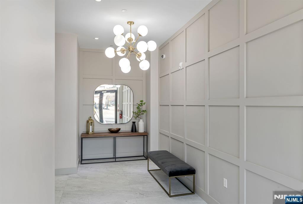 35 Jefferson Avenue 309