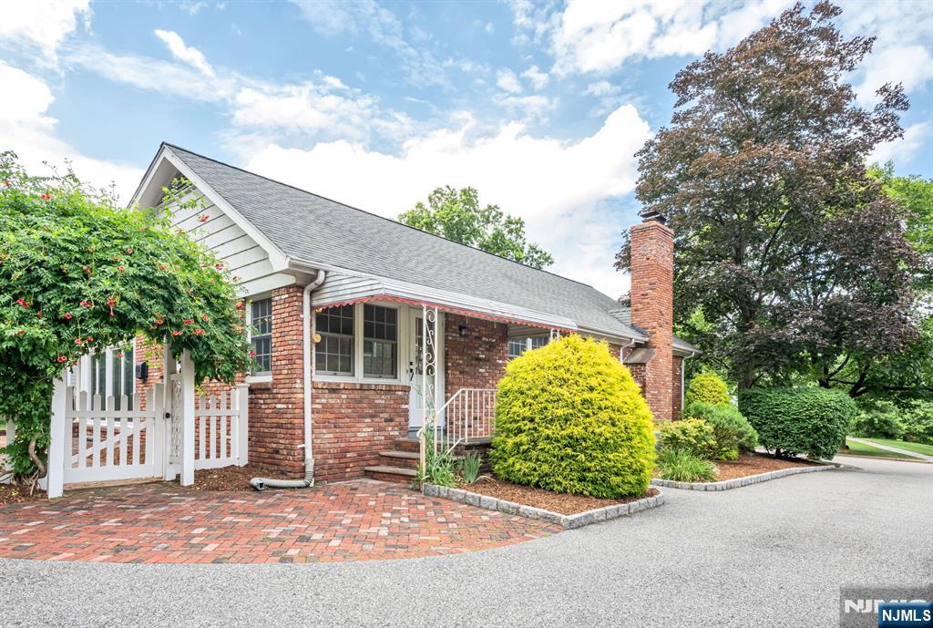 110 Ackerman Avenue