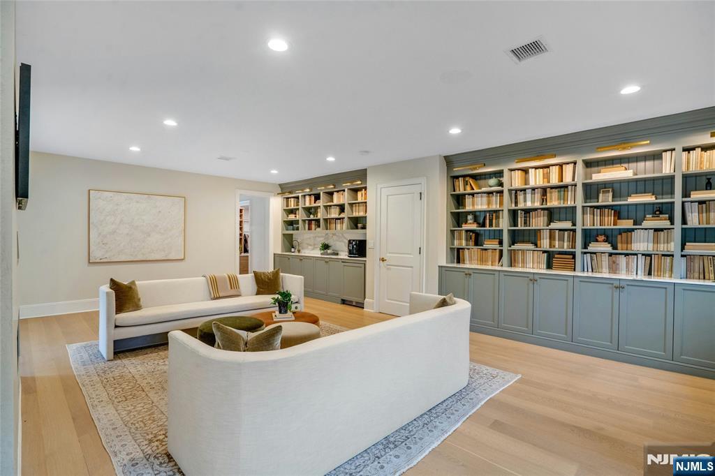 96 Bluff Road