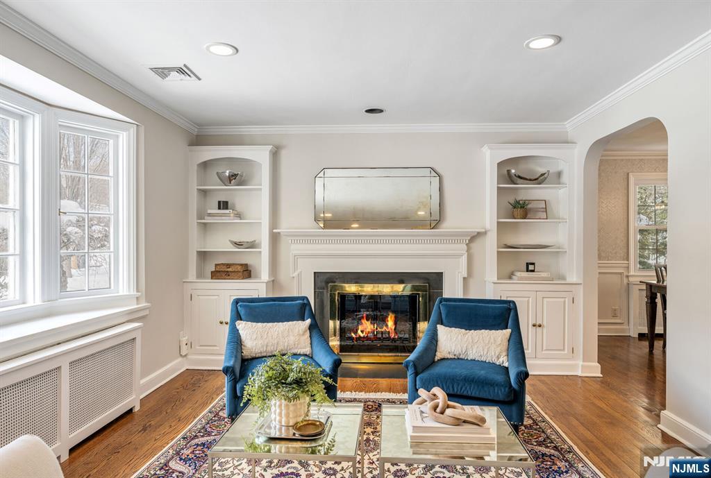 86 Carlton Avenue