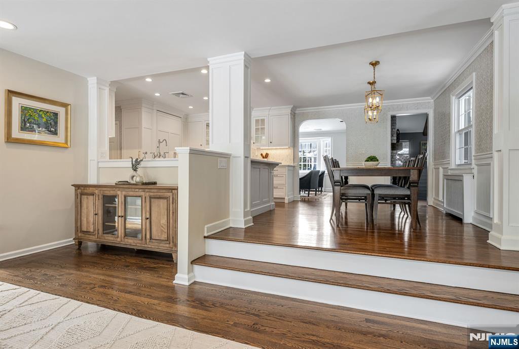 86 Carlton Avenue