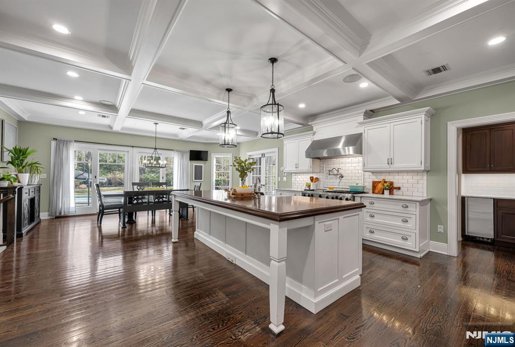 36 Clearwater Drive