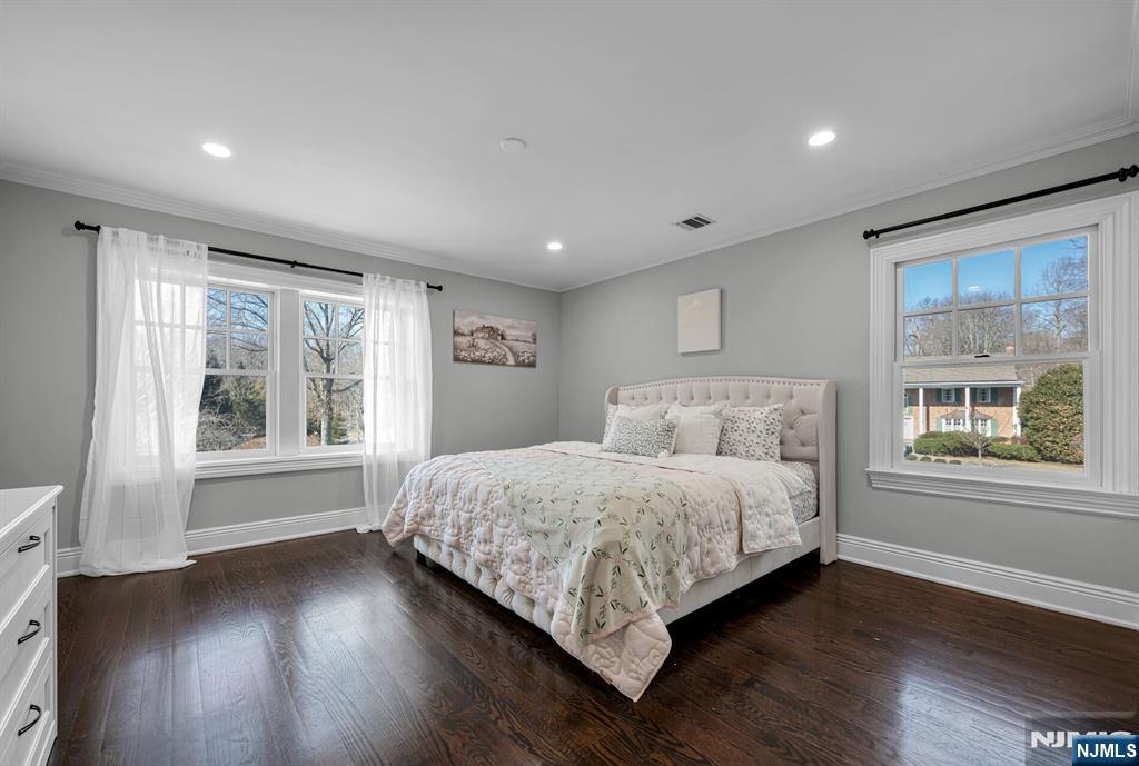 36 Clearwater Drive