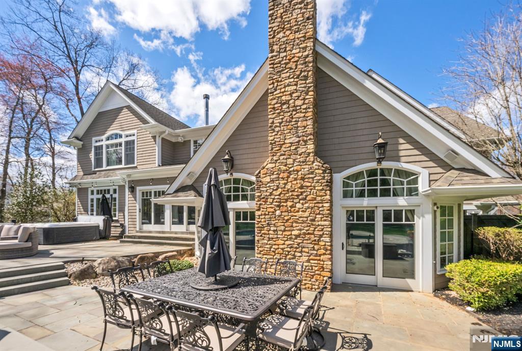 36 Clearwater Drive