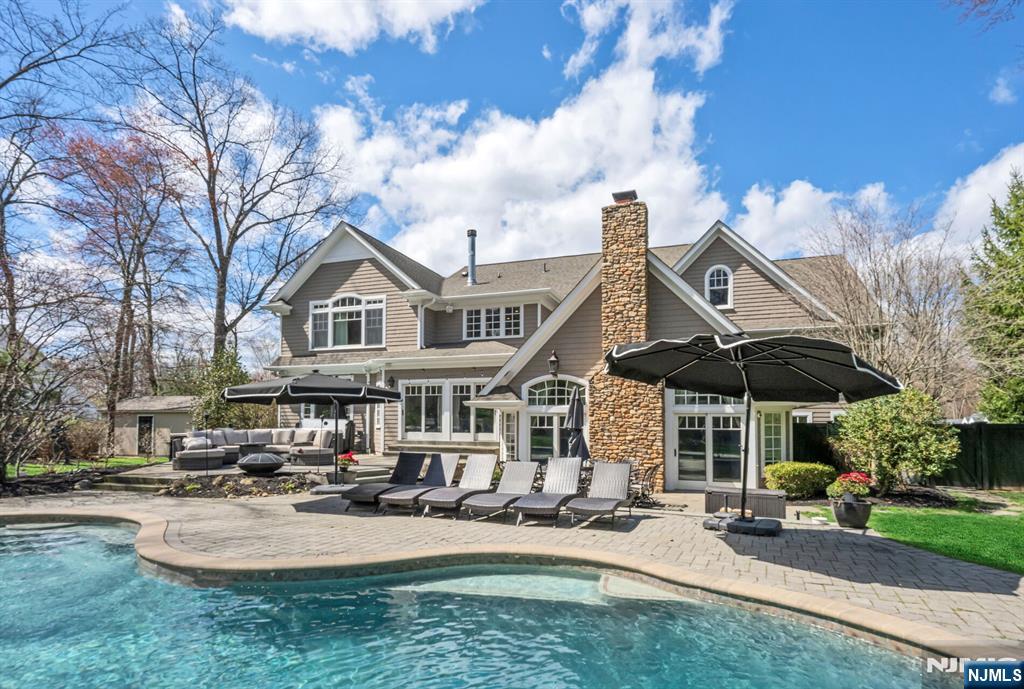 36 Clearwater Drive