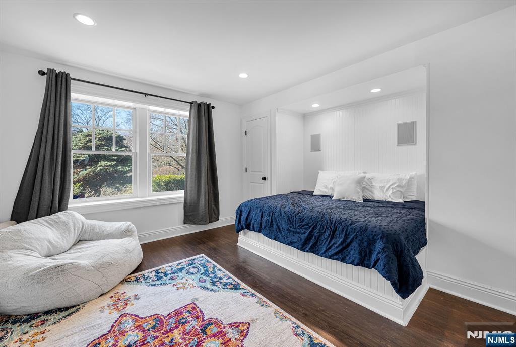 36 Clearwater Drive