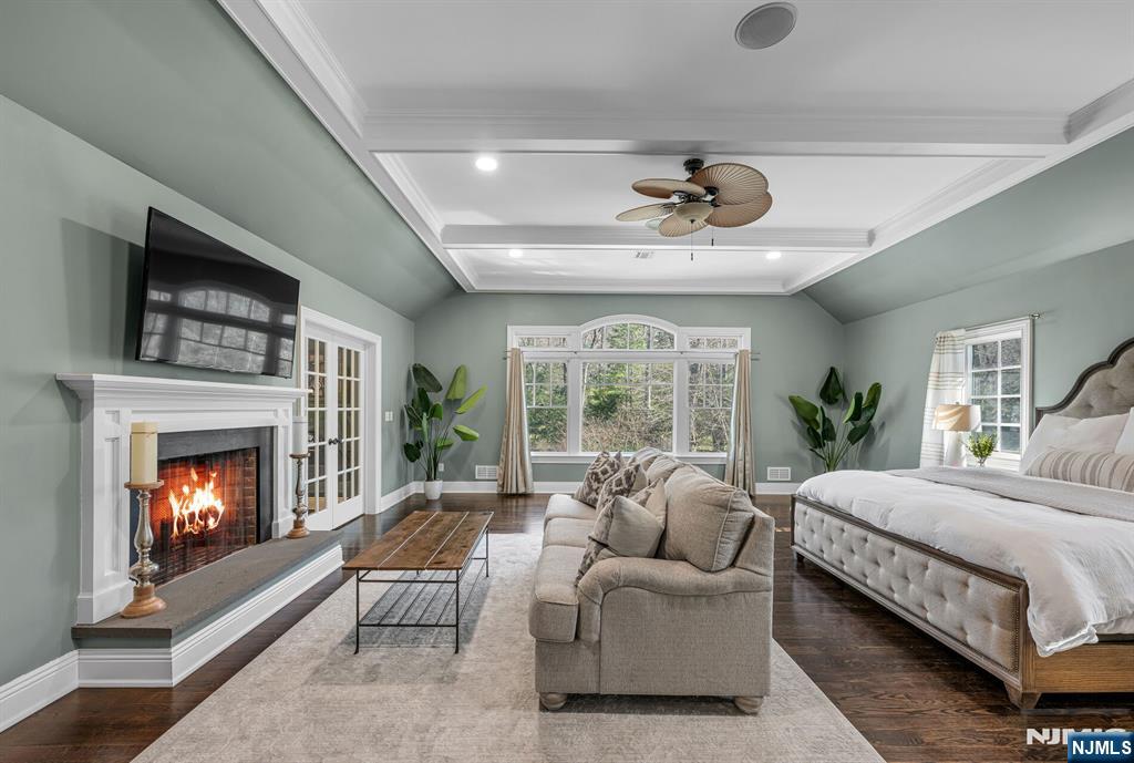 36 Clearwater Drive