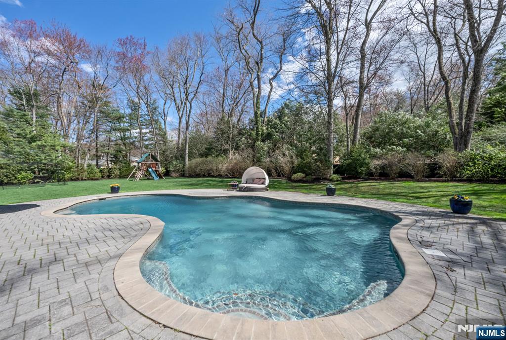 36 Clearwater Drive