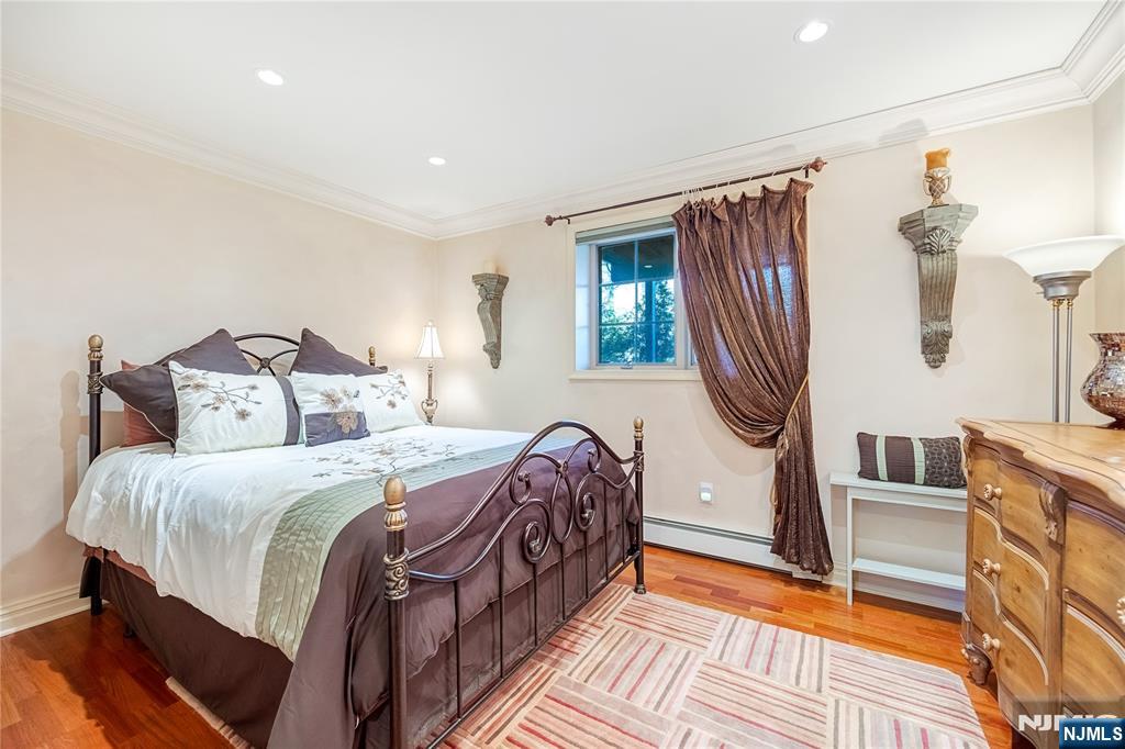 19 Sherbrooke Court 27