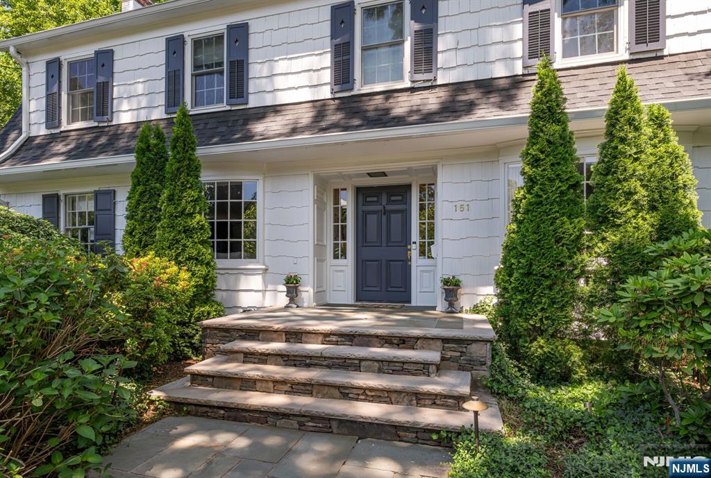 151 Valley View Avenue