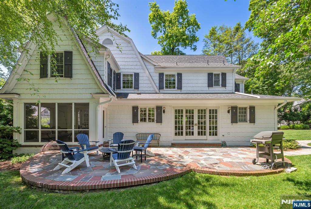 151 Valley View Avenue