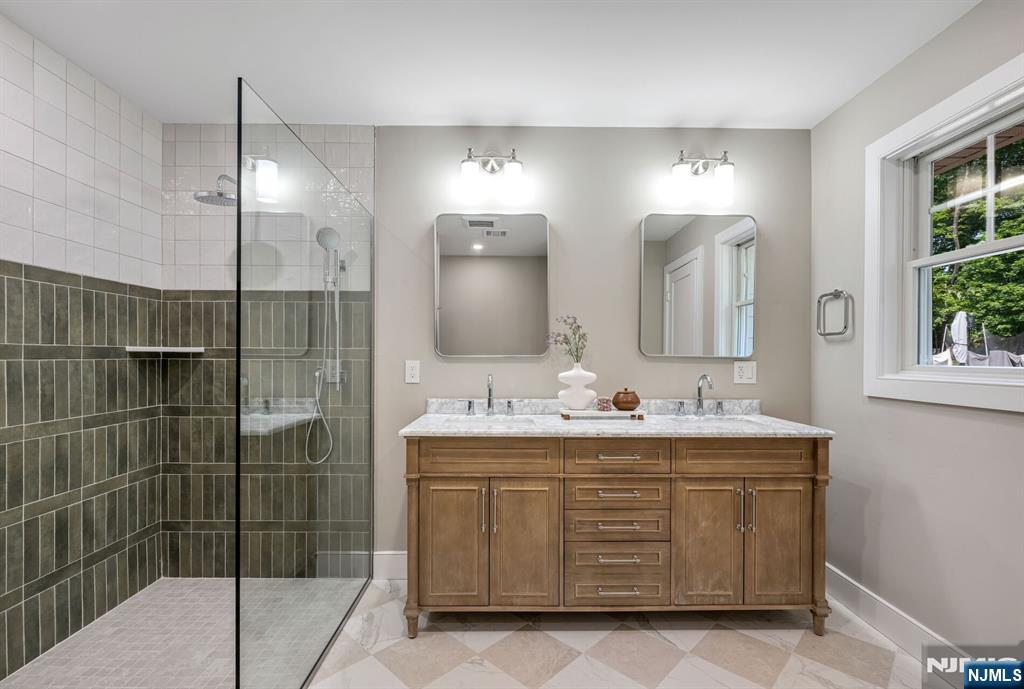 5 Blanchfield Court