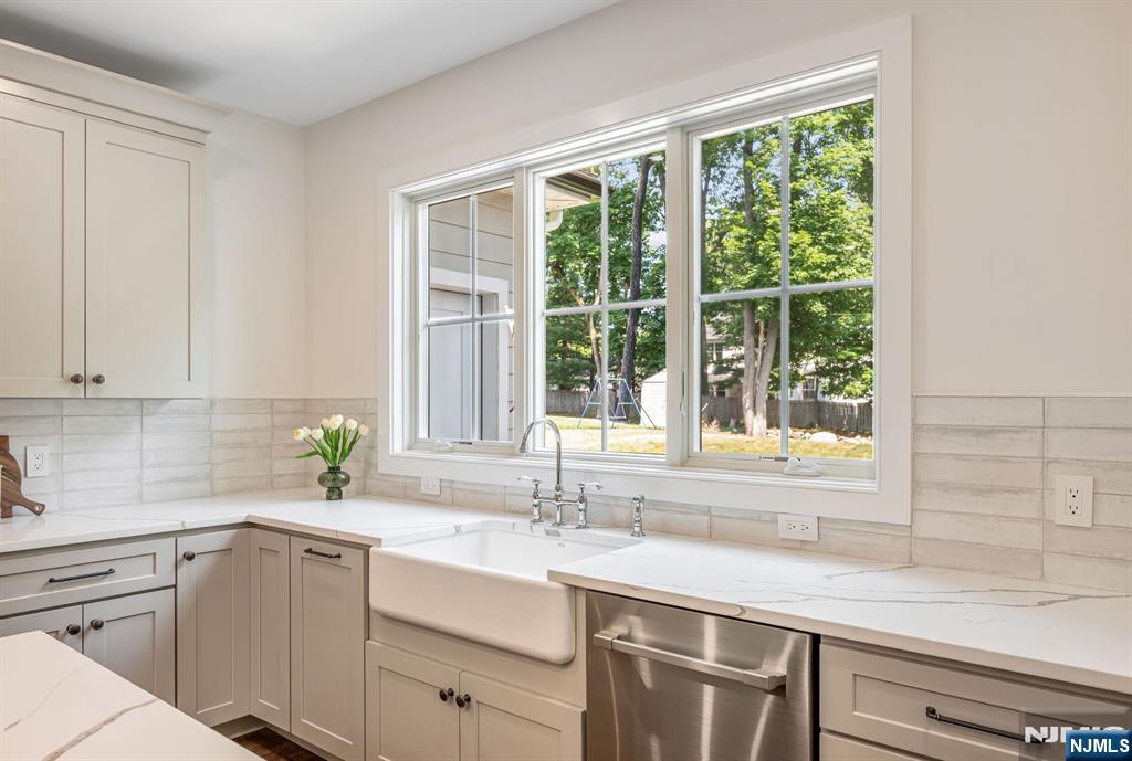 5 Blanchfield Court