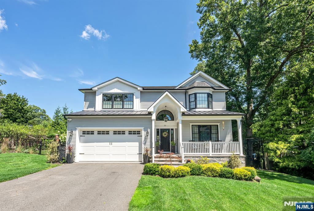 22 Bryant Place
