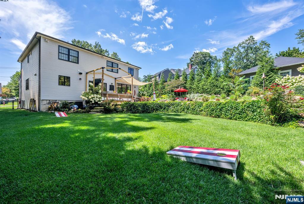 22 Bryant Place