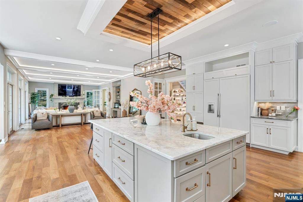 4 Brookview Court