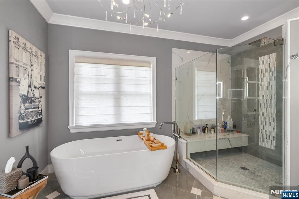 4 Brookview Court