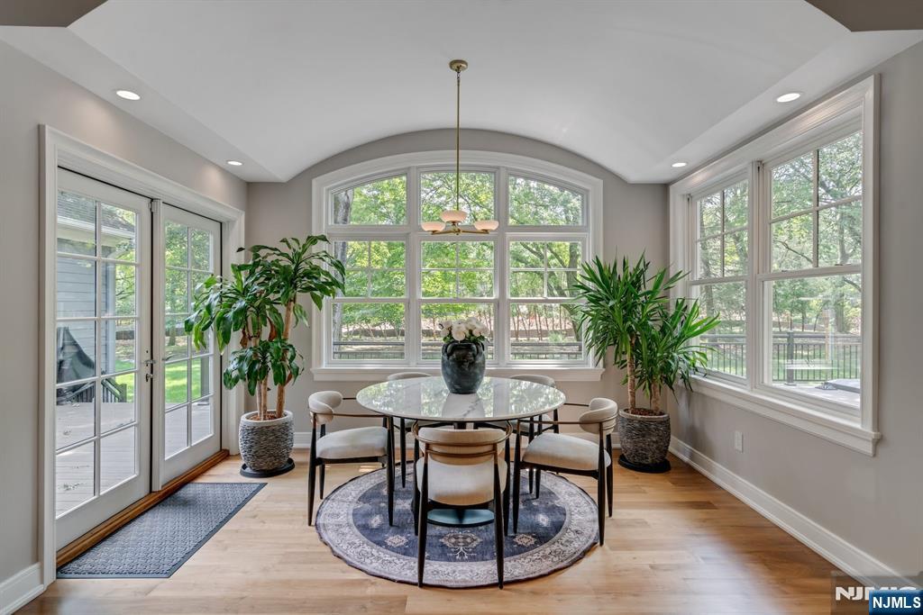 4 Brookview Court