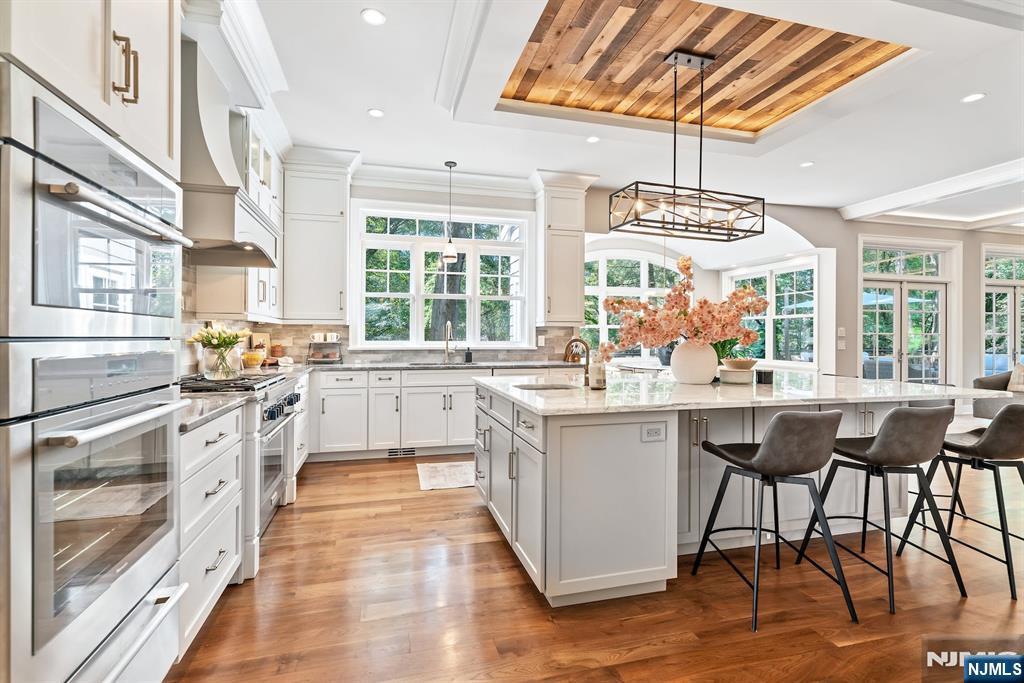 4 Brookview Court