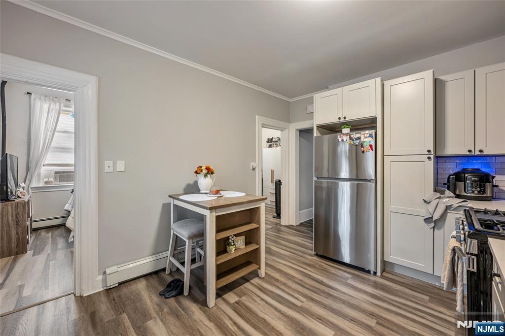 84 Westervelt Place